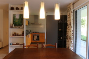 Appartement avec grand jardin privatif de 140 m² en centre-ville de Rennes, proche de la Place de Bretagne.