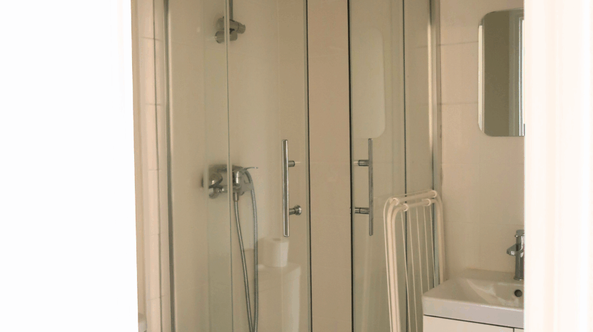 Studio meublé rue de Paris